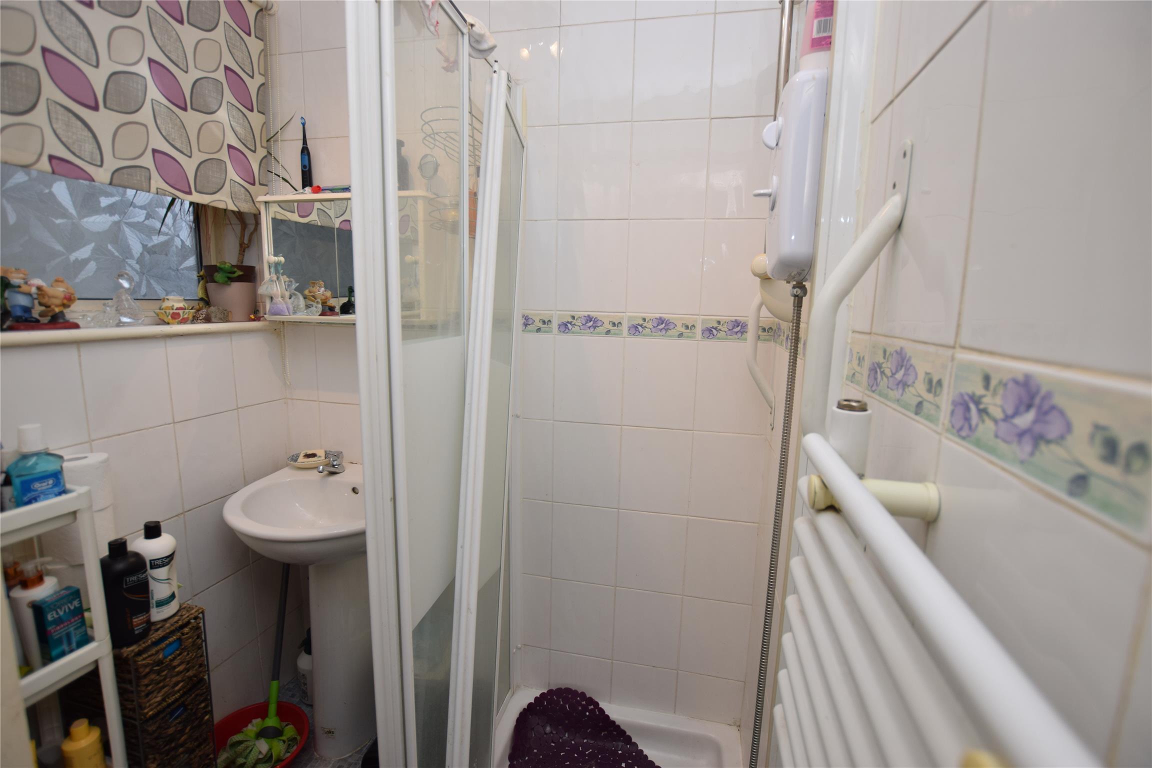 2+ bedroom for sale in Reynolds Close, Carshalton, Surrey