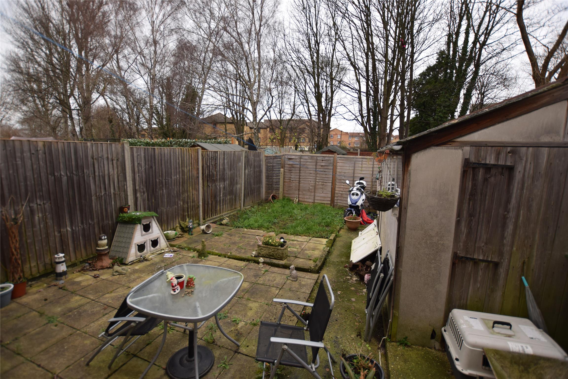 2+ bedroom for sale in Reynolds Close, Carshalton, Surrey