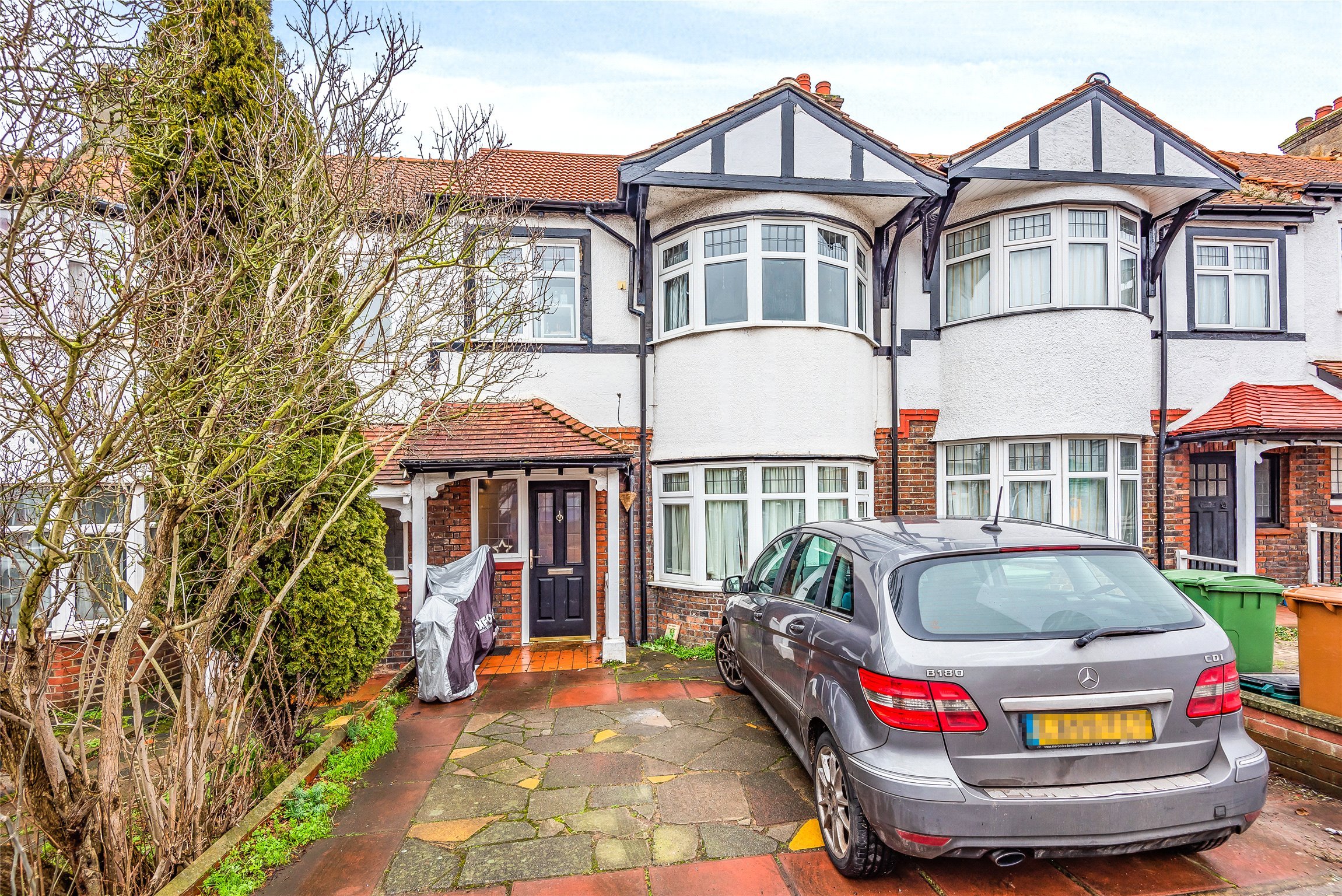 3+ bedroom house for sale in Malden Road, Cheam, Surrey, SM3 Andrews