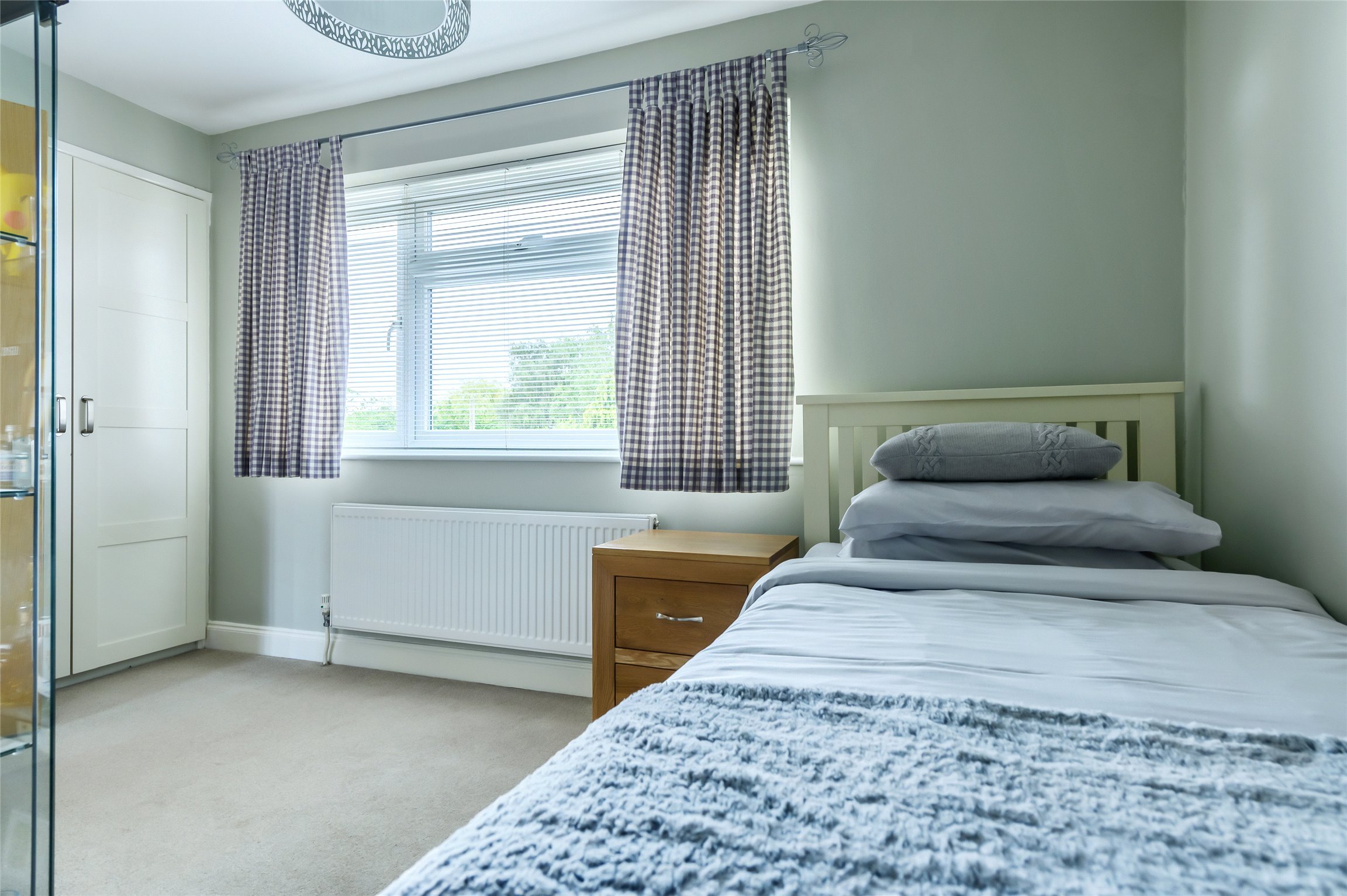 4+ bedroom house for sale in Clyde Road, Frampton Cotterell, Bristol