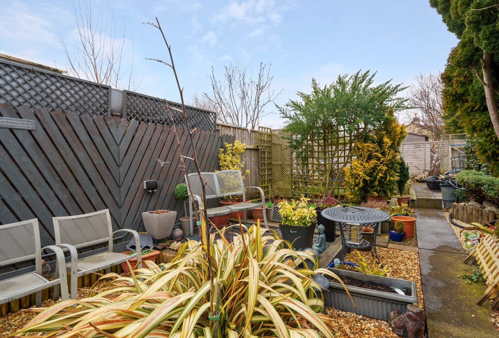 4+ bedroom house for sale in Rockside Gardens, Frampton Cotterell