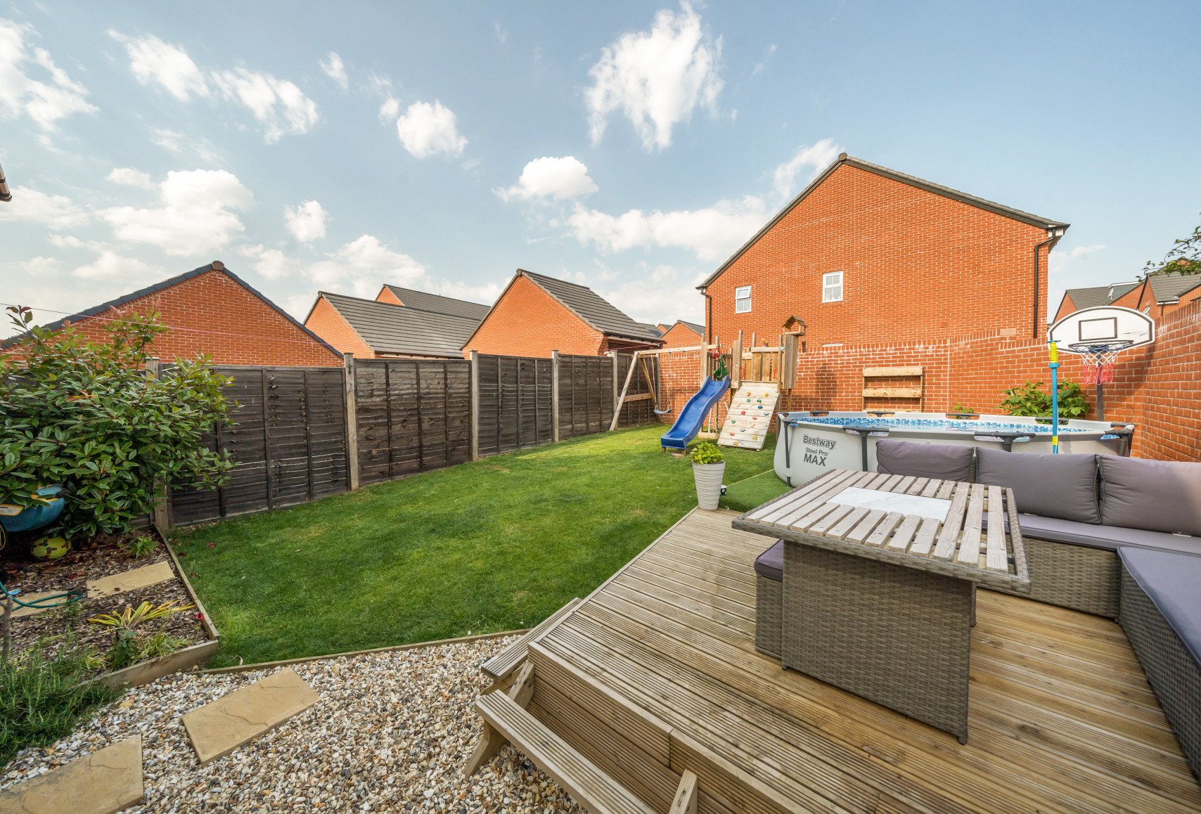 3+ bedroom house for sale in Pipit Close, Hardwicke, Gloucester