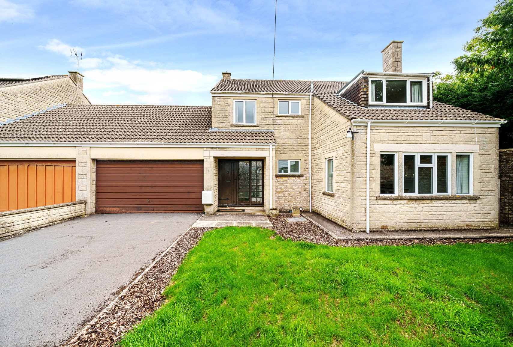 5+ bedroom house for sale in Church Lane, Farmborough, Bath, Somerset