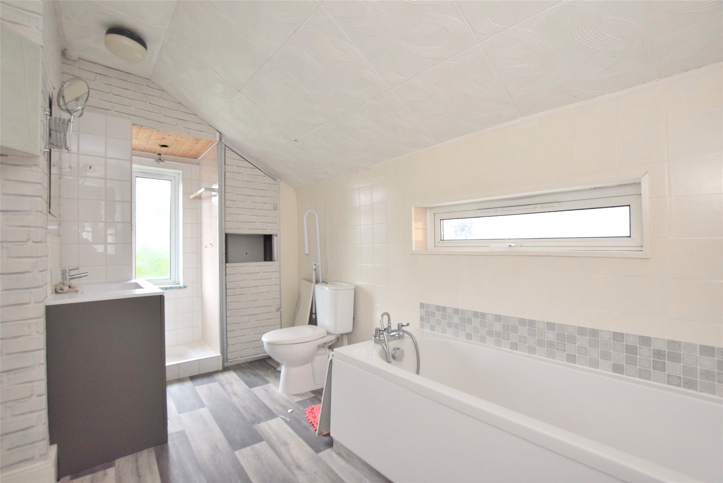 2+ bedroom house for sale in Stratton Road, Gloucester, Gloucestershire, GL1 Andrews