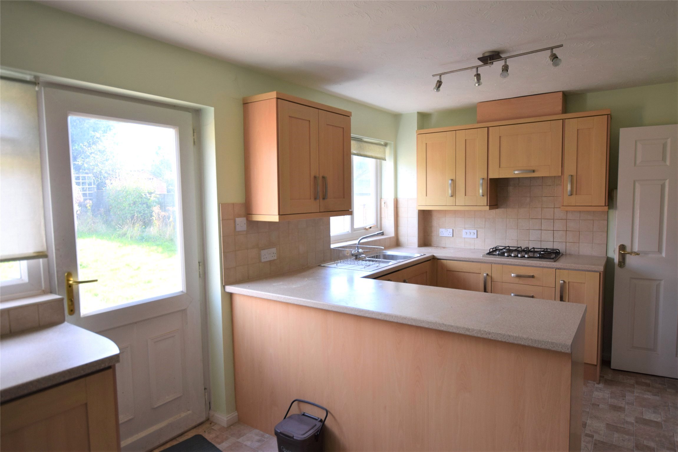 4+ bedroom house to rent in Northfield Road, Gloucester