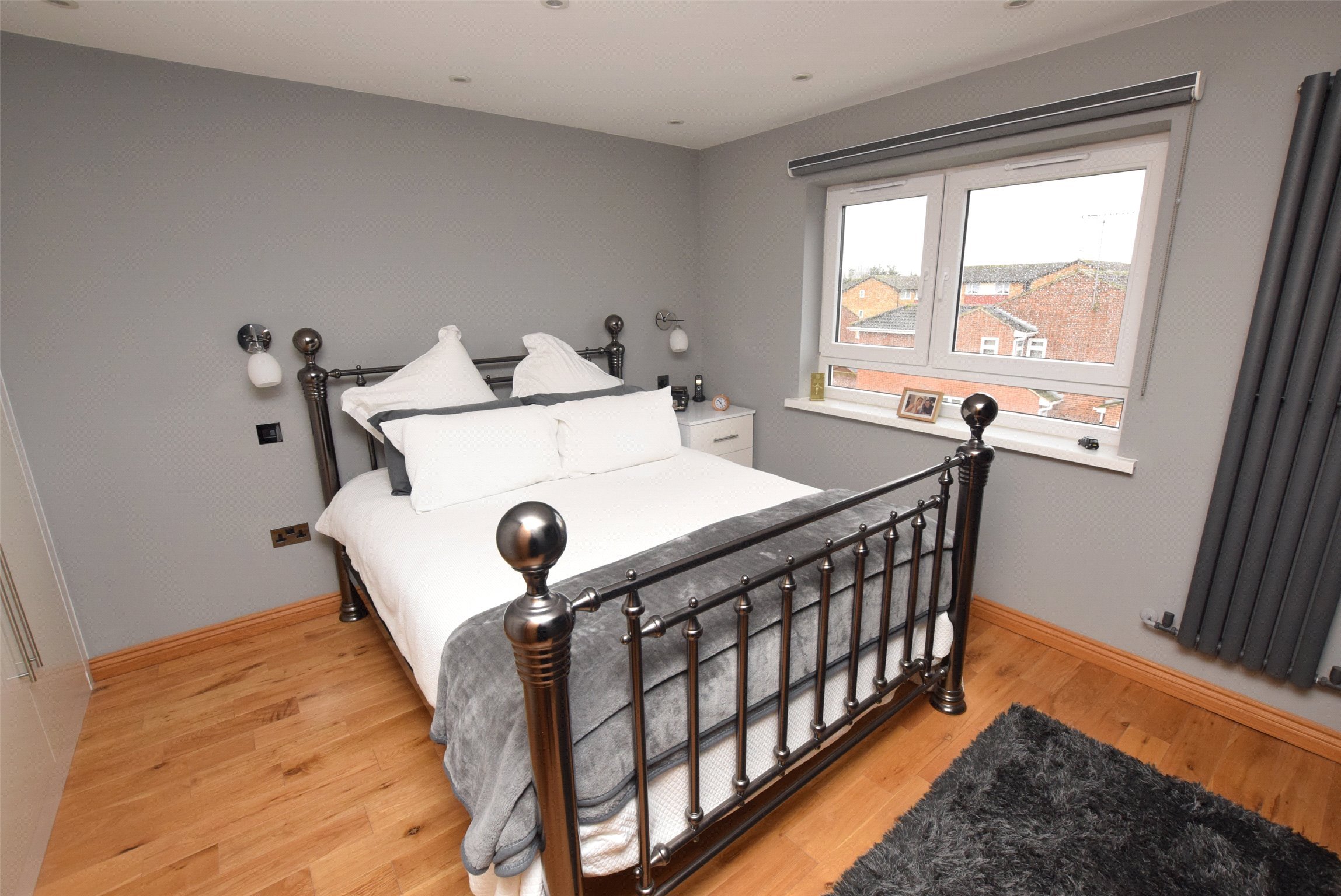 2+ bedroom flat/apartment for sale in Great Cullings, Romford, RM7