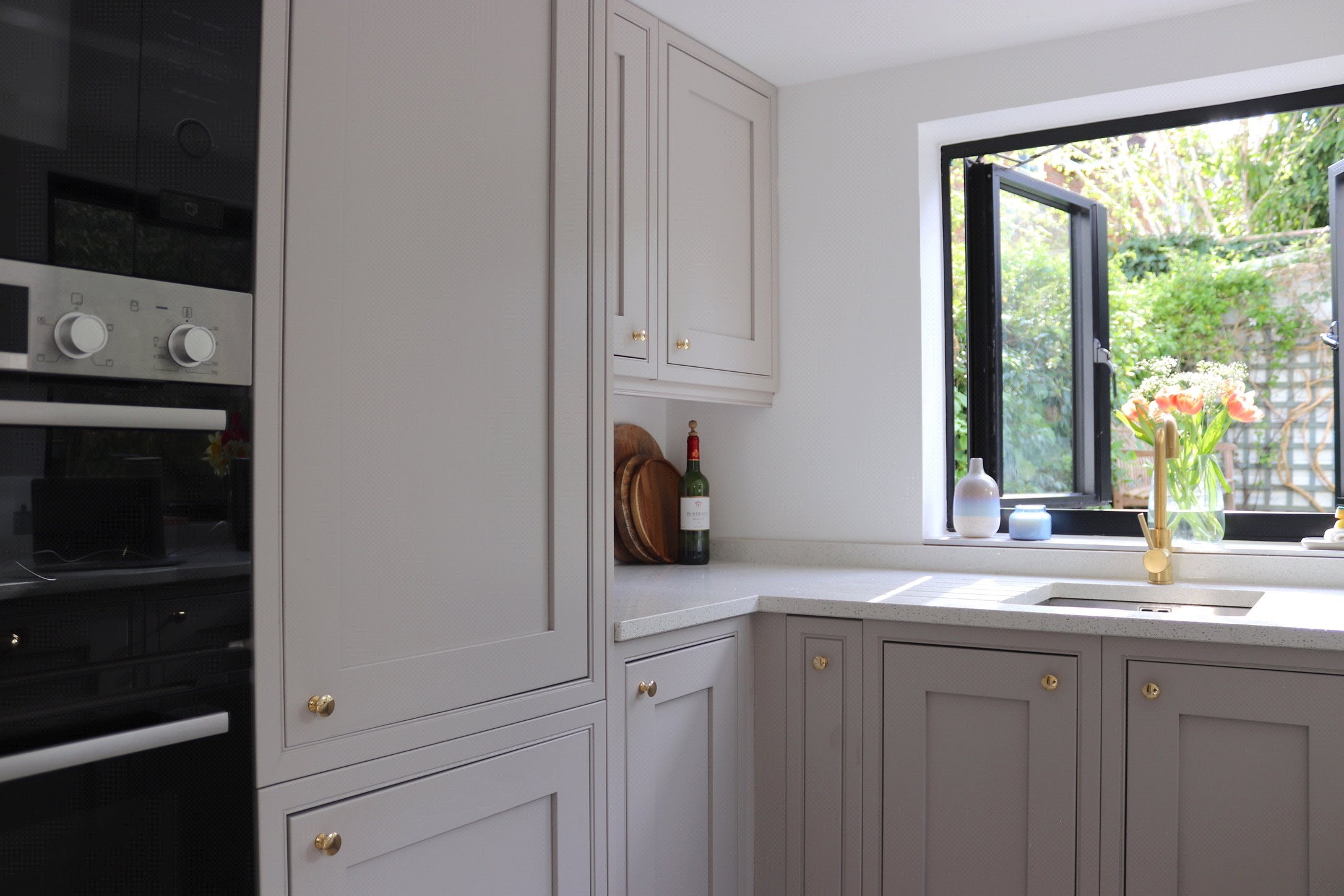 4+ bedroom house for sale in Garlands Road, Redhill, Surrey, RH1 Andrews