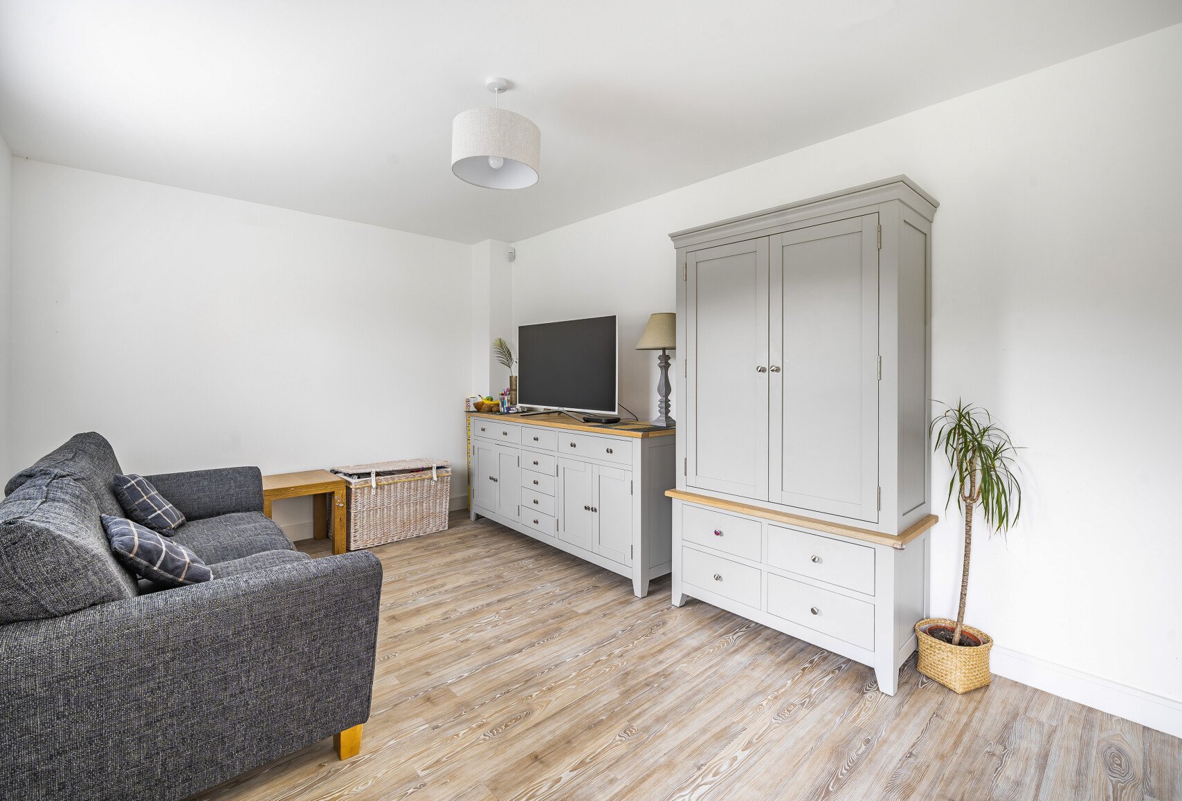 4+ bedroom house for sale in Ashton Crescent, Pamington, Tewkesbury, Gloucestershire, GL20 Andrews