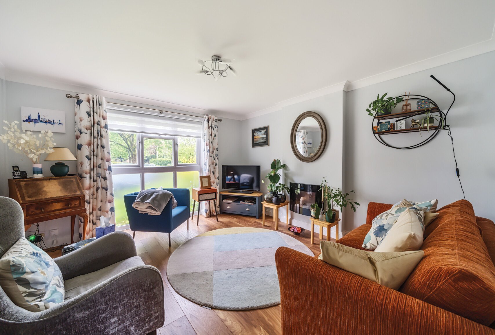 3+ bedroom house for sale in Murvagh Close, Cheltenham, Gloucestershire