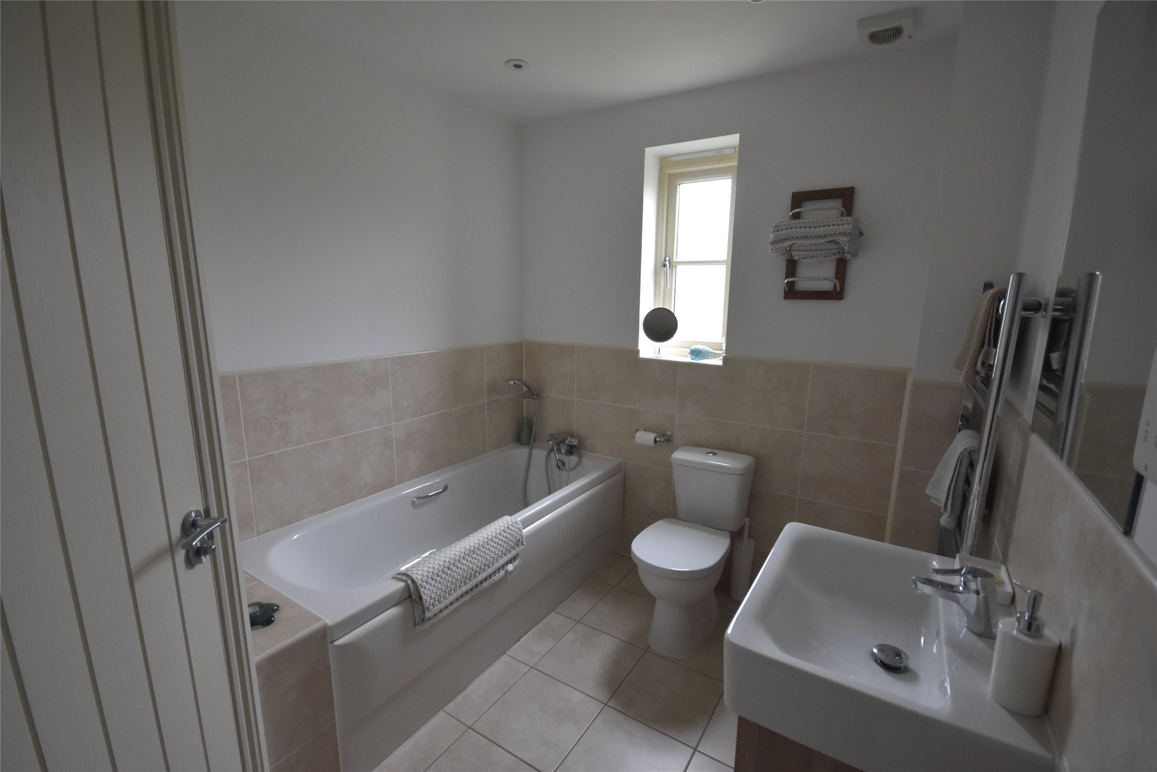3+ bedroom house for sale in Hardy Road, Cleeve, Cheltenham