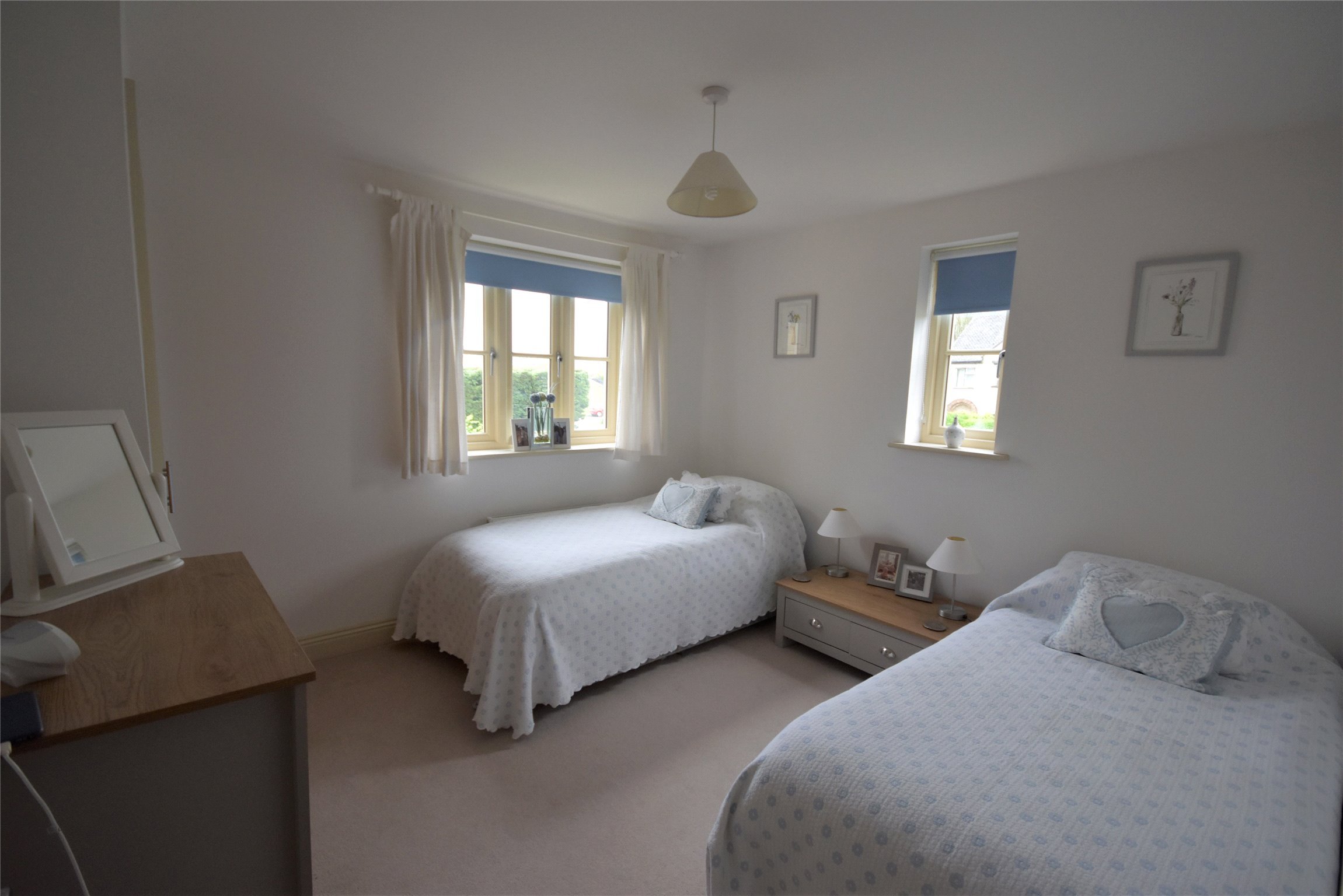 3+ bedroom house for sale in Hardy Road, Cleeve, Cheltenham