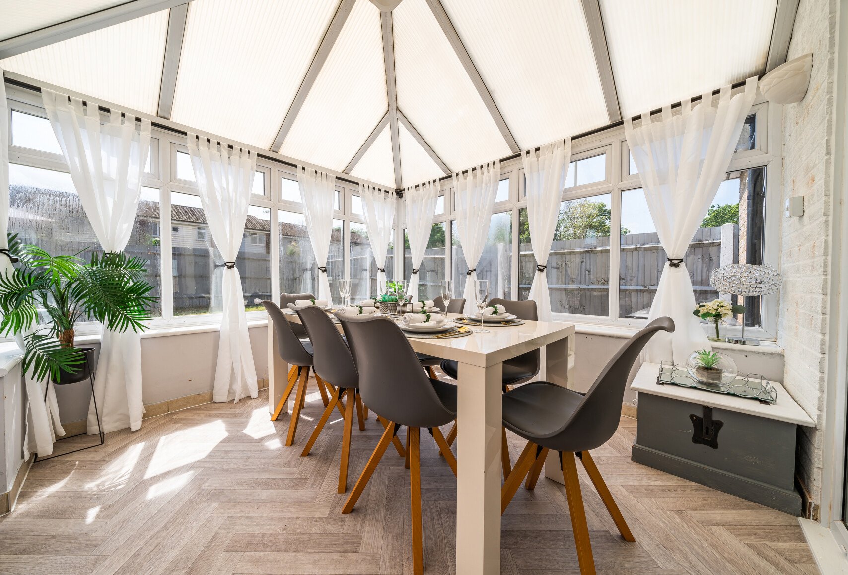 4+ bedroom house for sale in Tanyard Way, Horley, Surrey, RH6 Andrews