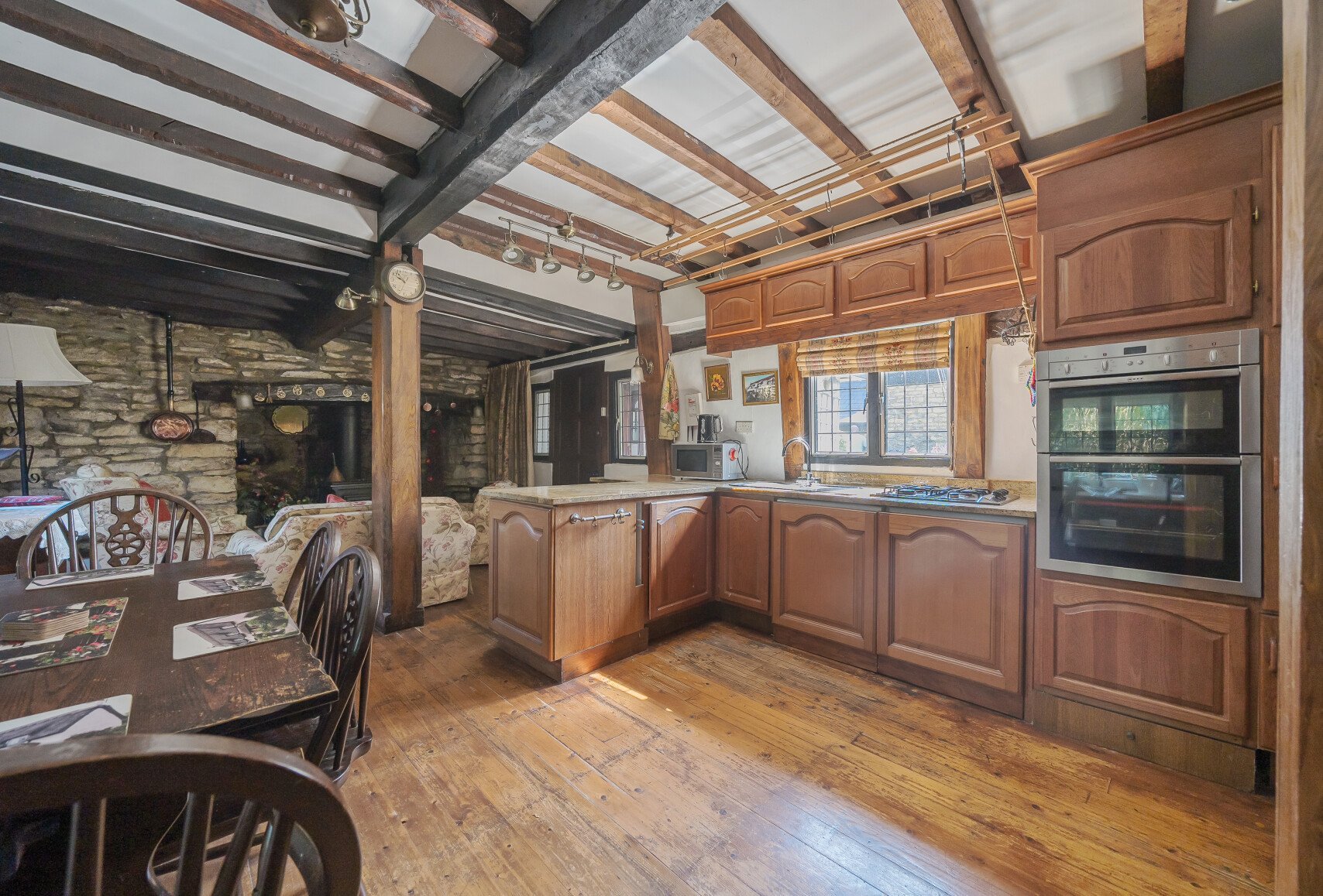 3+ bedroom cottage for sale in Stoke Road, Cleeve, Cheltenham