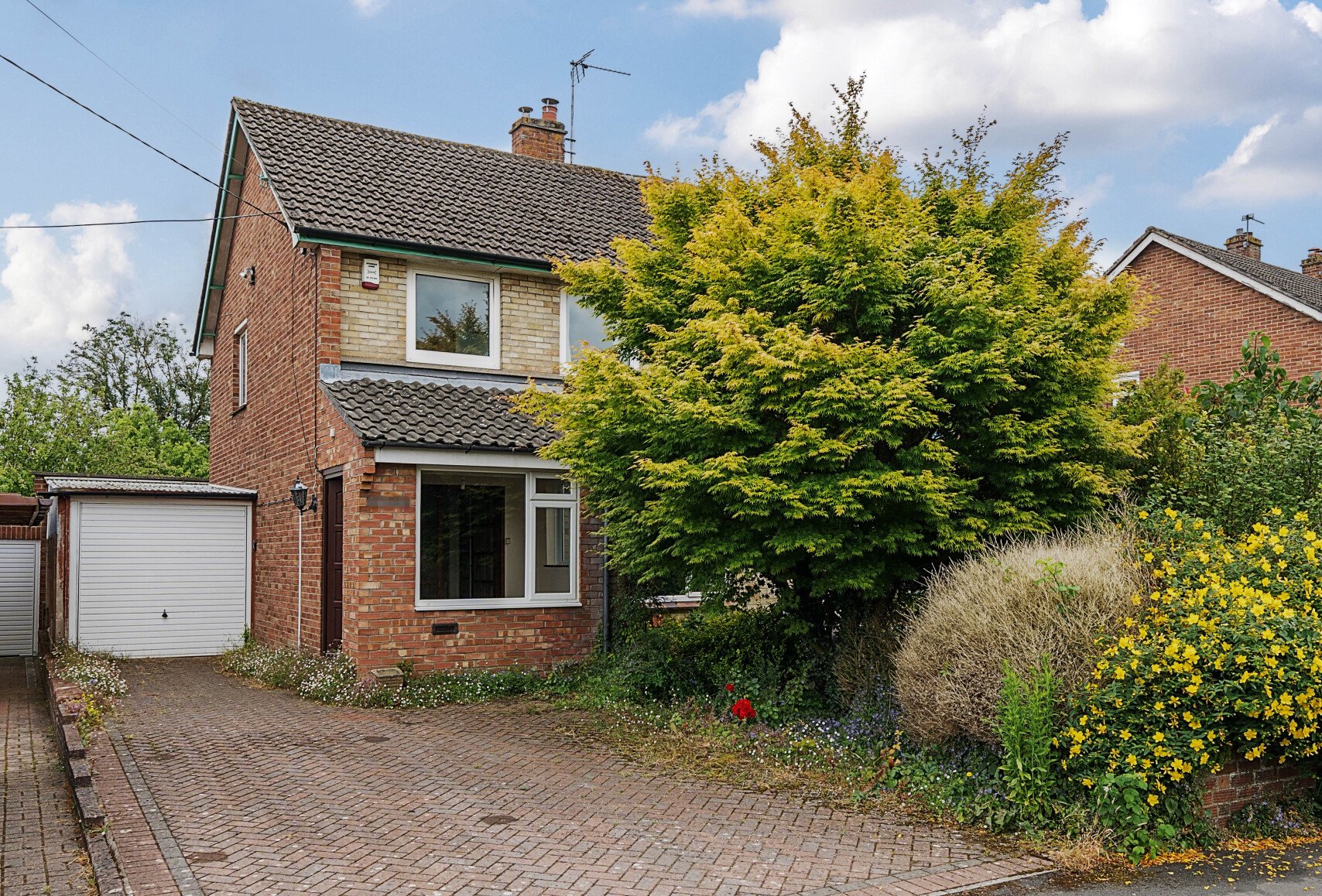 3+ bedroom house for sale in Park Lane, Frampton Cotterell, Bristol