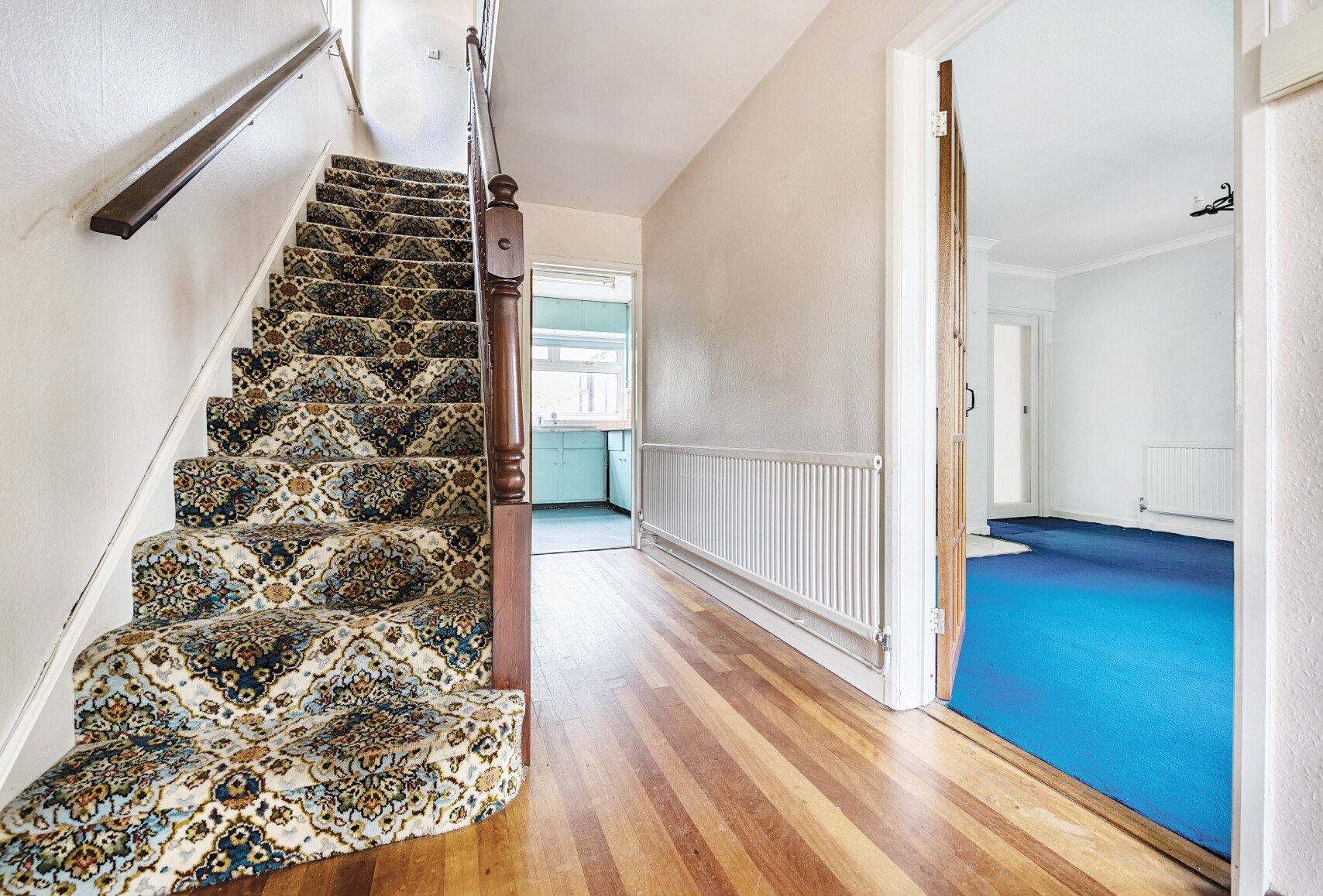 3+ bedroom house for sale in Park Lane, Frampton Cotterell, Bristol