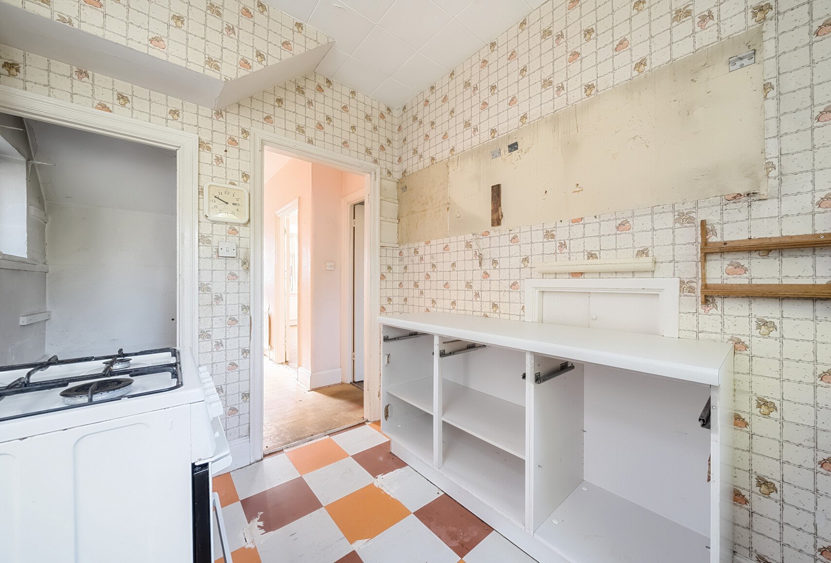 3+ bedroom house for sale in Farm Way, Worcester Park, KT4 Andrews