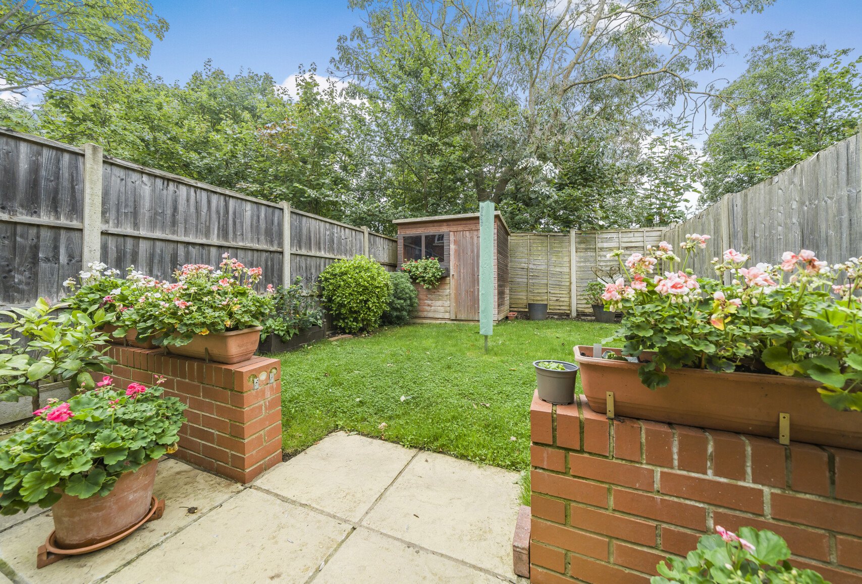 3+ bedroom house for sale in Risley Close, Morden, SM4 Andrews