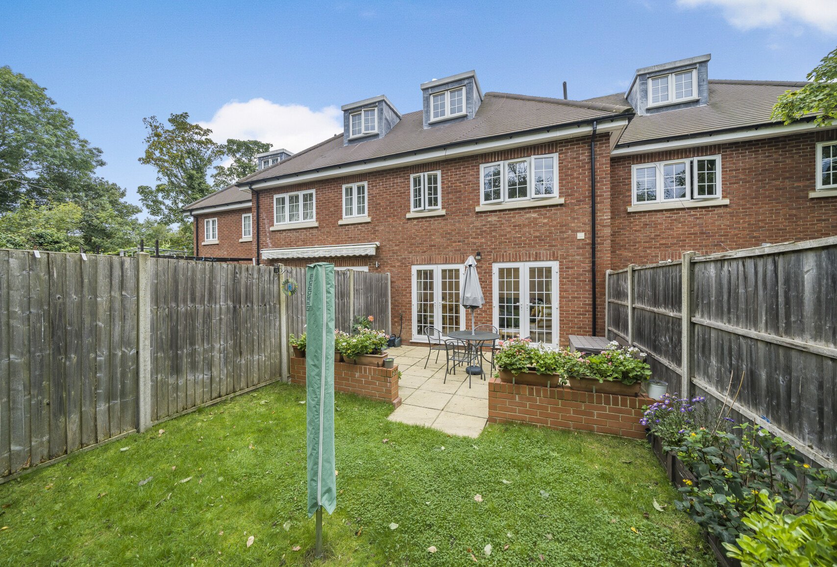 3+ bedroom house for sale in Risley Close, Morden, SM4 Andrews