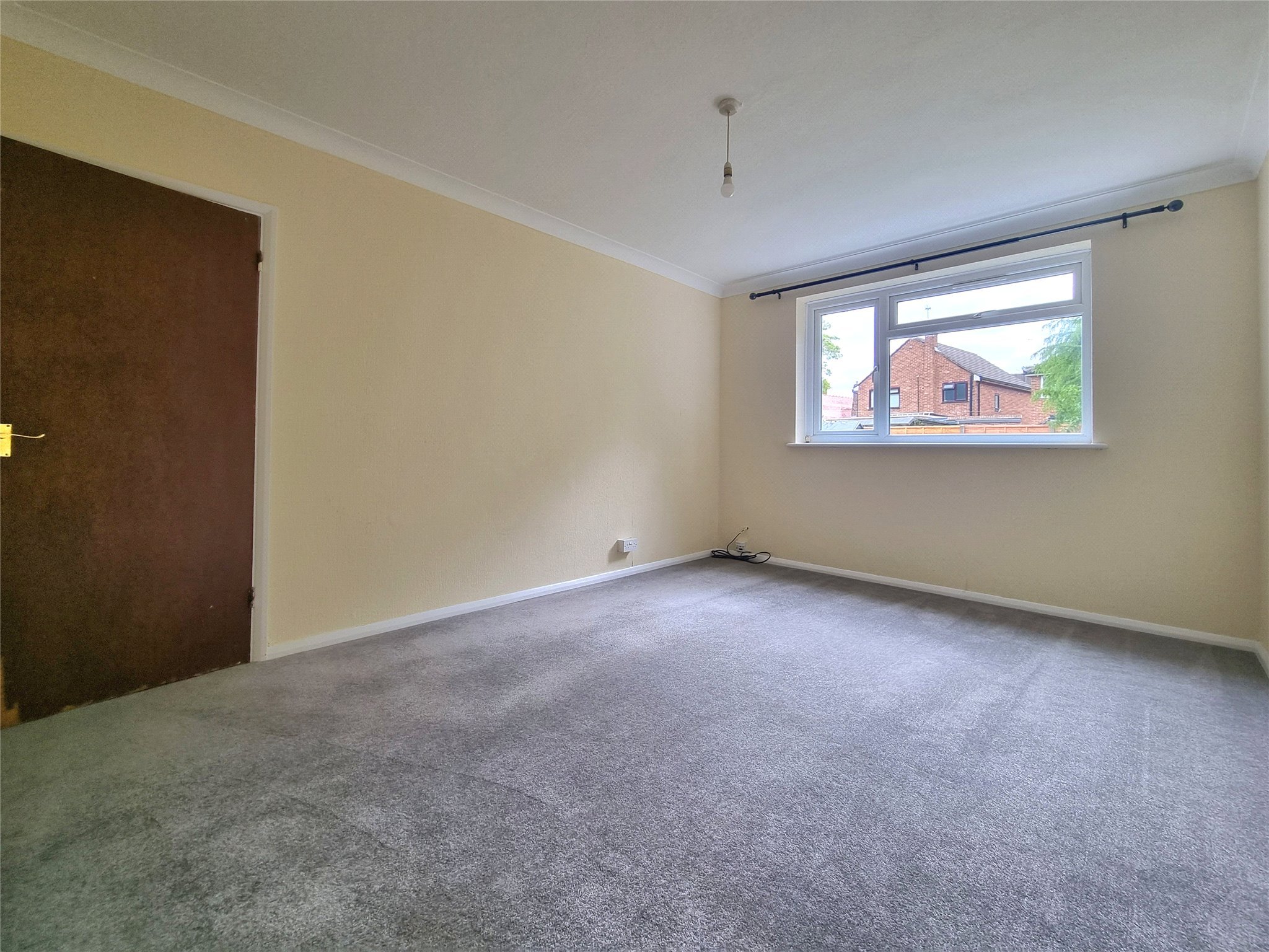 2  bedroom maisonette to rent in Amberley Court Sidcup DA14 Andrews